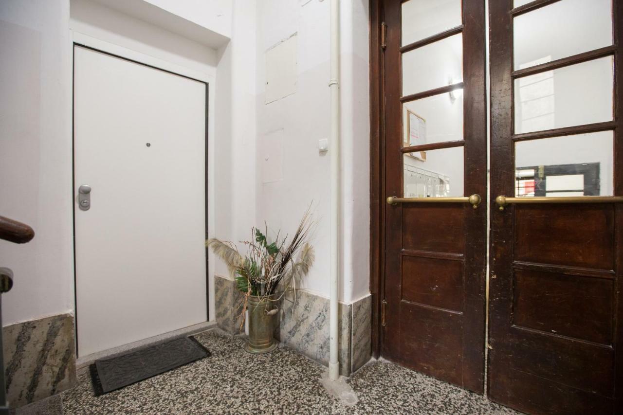 Apartman Pierre Zagreb Bagian luar foto